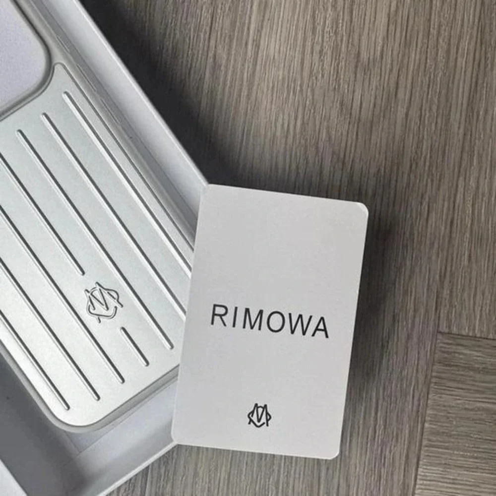 New RIMOWA Apple iPhone 17 Pro Max Silver Aluminium Phone Case Magsafe